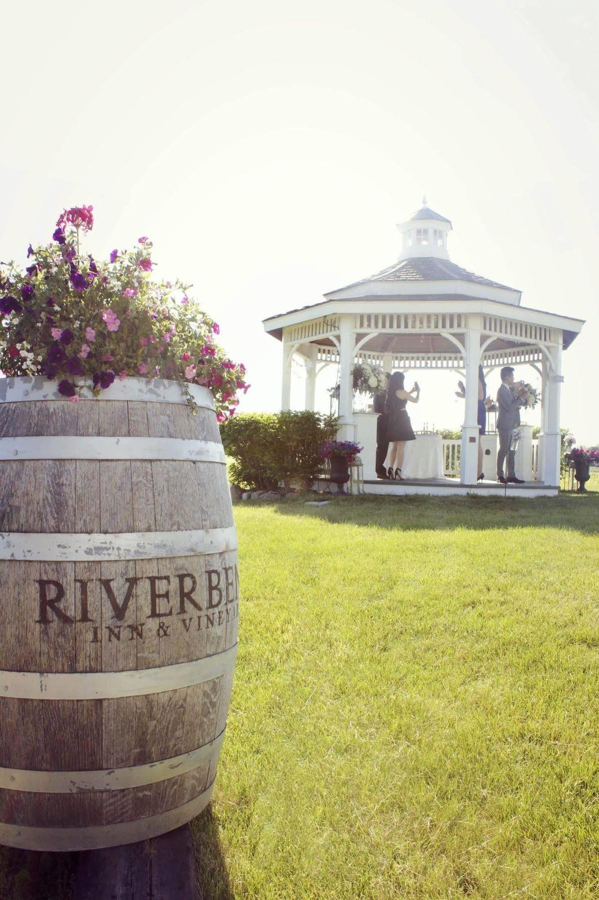 Riverbend Inn & Vineyard Niagara-on-the-Lake Exterior photo